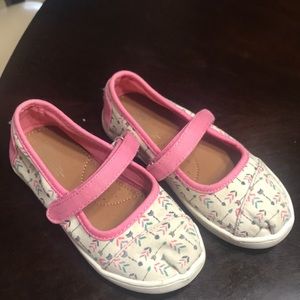 Girls Mary Jane style Toms